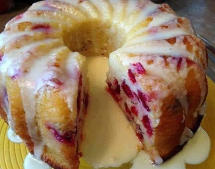 CRANBERRY ORANGE CAKE