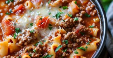 Slow Cooker Lasagna Soup