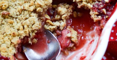 STRAWBERRY RHUBARB CRISP