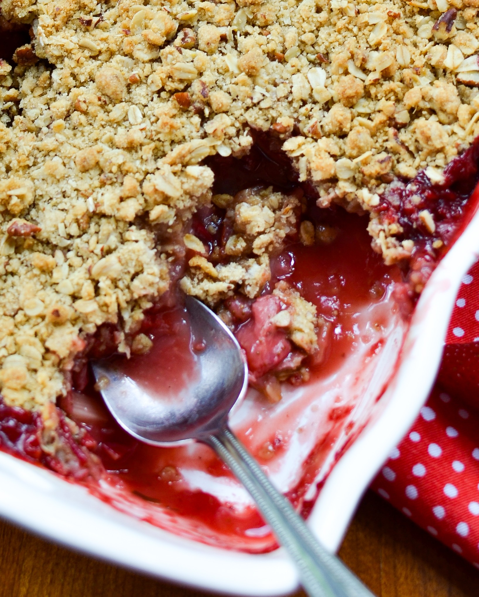 STRAWBERRY RHUBARB CRISP