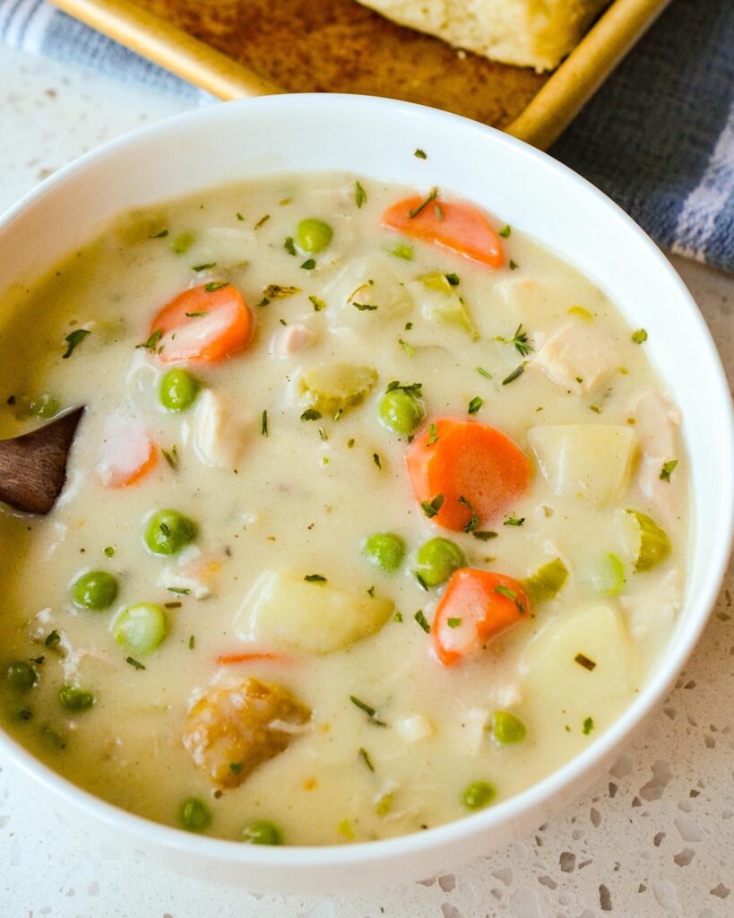 CHICKEN POT PIE SOUP