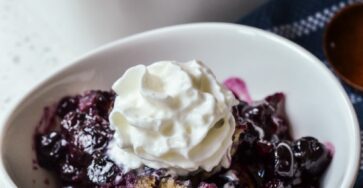 BLUEBERRY COBBLER