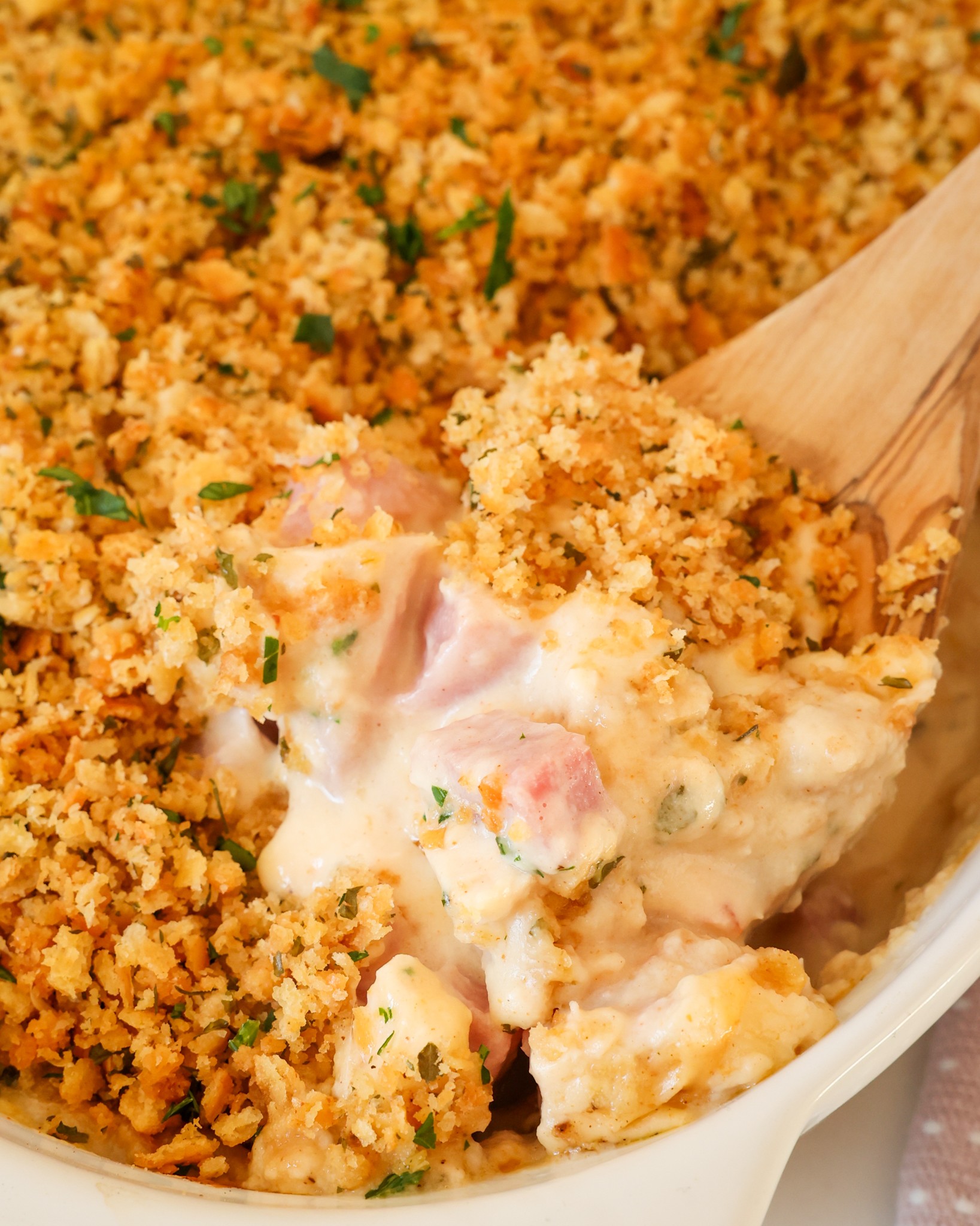 CHICKEN CORDON BLEU CASSEROLE