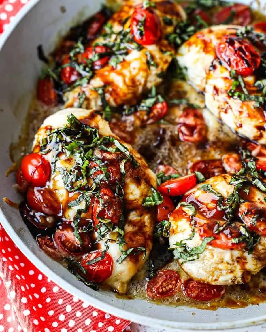 CHICKEN CAPRESE