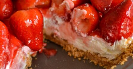 STRAWBERRY CREAM CHEESE PIE