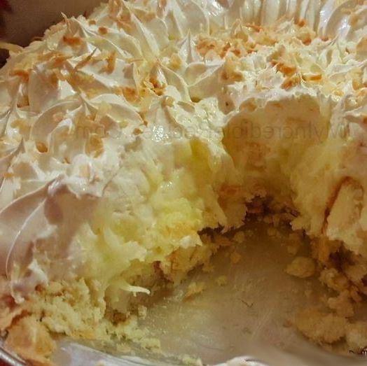 Easy Old Fashioned Coconut Cream Pie!