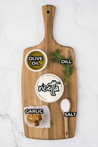 ROASTED GARLIC & DILL RICOTTA DIP