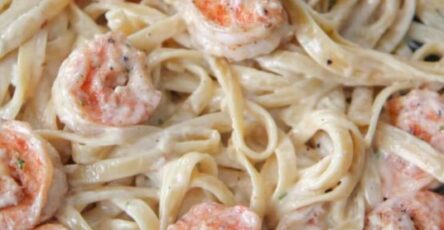 One-Pan Shrimp Fettuccine Alfredo