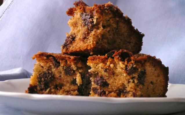 Old-Fashioned Raisin Cake