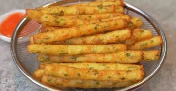 Crispy Homemade Potato Sticks Recipe