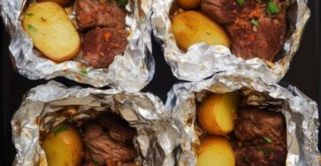 Garlic Steak & Potato Foil Packets