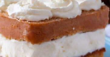 PUMPKIN PIE CHEESECAKE BARS