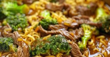 Slow Cooker Beef and Broccoli Ramen