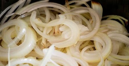 Slow Cooker Pork Chops with Potatoes and Onions