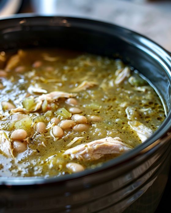 Green Enchilada Chicken Soup with White Beans