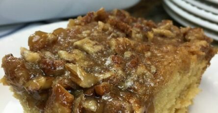 FARMHOUSE PECAN BUTTERMILK CAKE