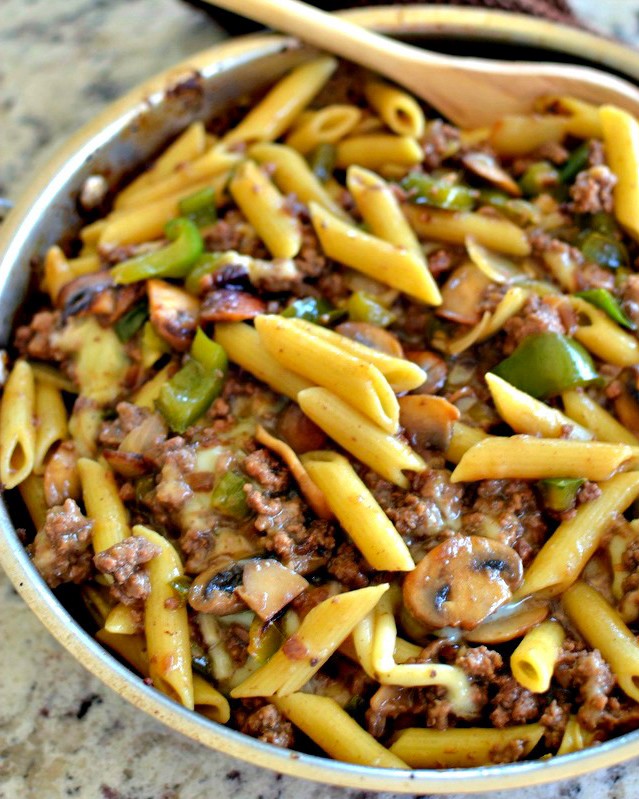 PHILLY CHEESESTEAK PASTA