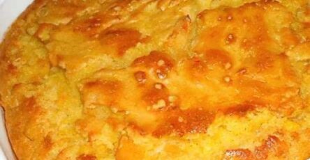 Easy Creamy Corn Casserole