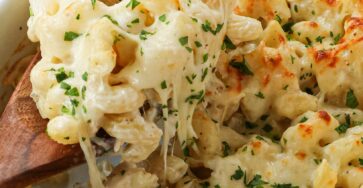 CHICKEN ALFREDO BAKE