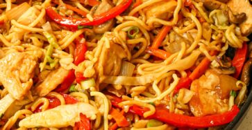 CHICKEN LO MEIN