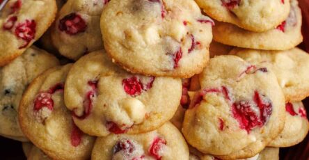 White Chocolate Cranberry Cookies