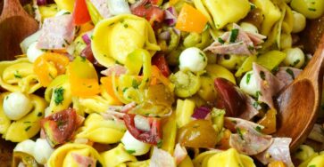 ITALIAN TORTELLINI PASTA SALAD