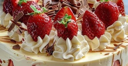 White Chocolate Strawberry Cheesecake