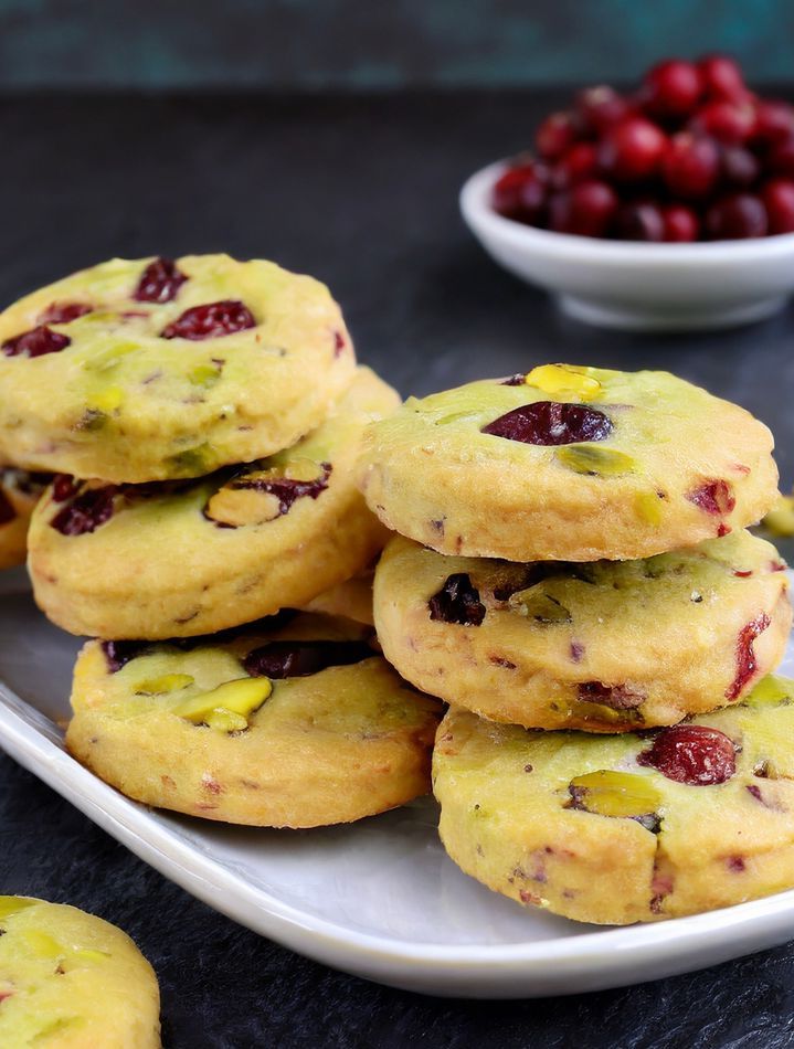 Cranberry Pistachio Shortbread Cookies