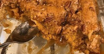 Pumpkin Pecan Cobbler