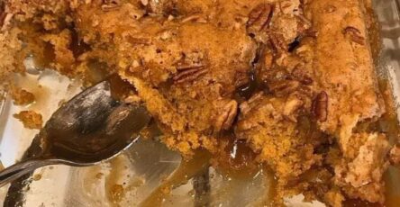 Pumpkin Pecan Cobbler