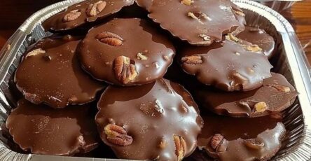 Chocolate Pecan Clusters