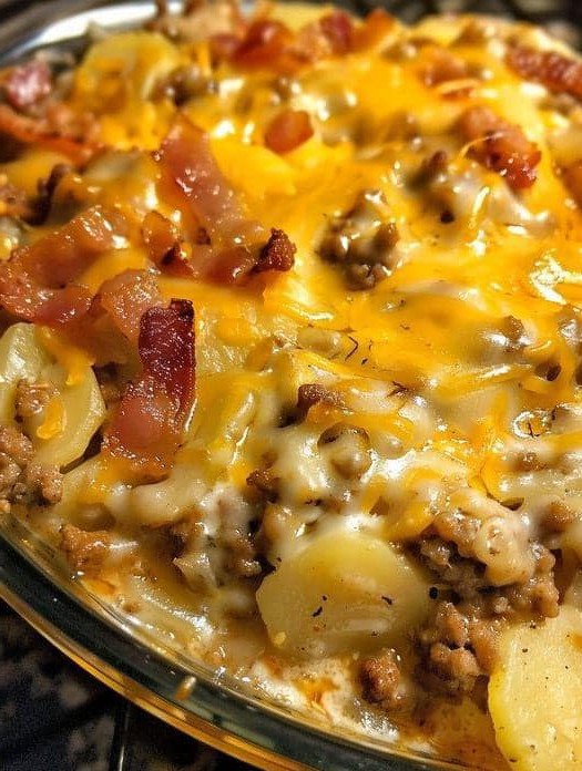 Cheesy Bacon and Ground Beef Casserole