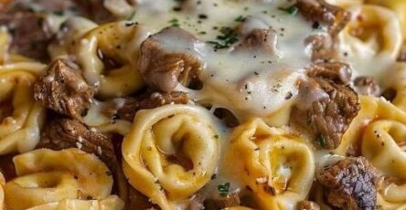 Cheesy Beef Tortellini Bake