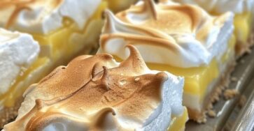 Delightful Lemon Meringue Bars