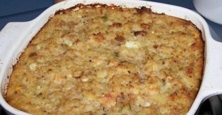 Classic Southern Cornbread Dressing