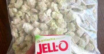 Pistachio Flavored Puppy Chow