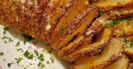 Parmesan Crusted Spiral Potatoes Recipe