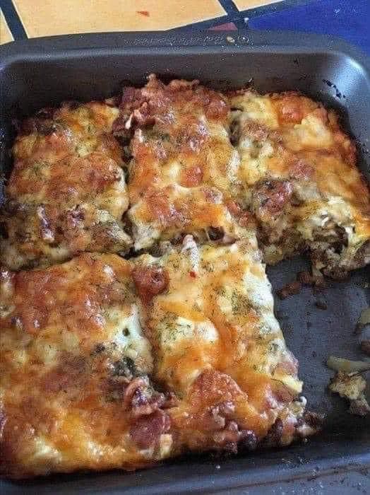 Cheesy Beef and Bacon Casserole