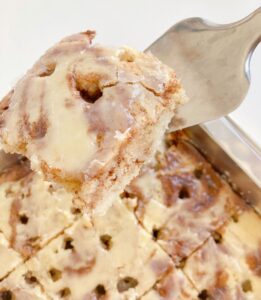 Cinnamon Roll Cake Recipe