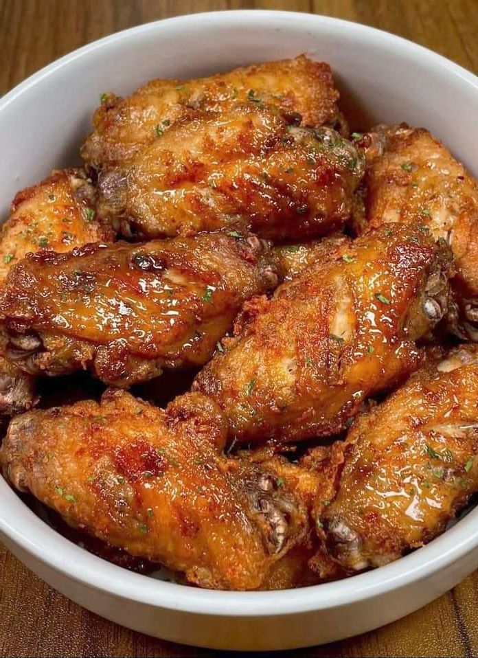 Spicy Honey Garlic Chicken Wings