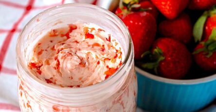 Homemade Strawberry Butter