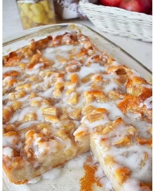 Glazed Apple Slab Pie