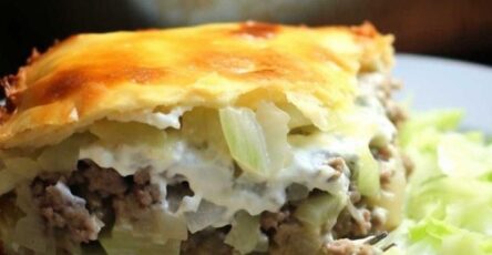 Cheesy Ground Beef and Cabbage Casserole