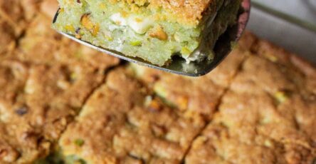 pistachio and white chocolate blondie