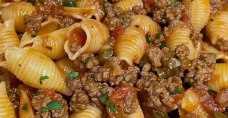 Pasta with Meat Sauce