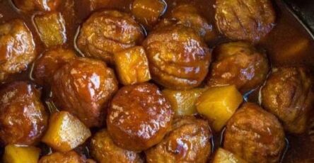 Sweet and Sour Meatballs with Pineapple