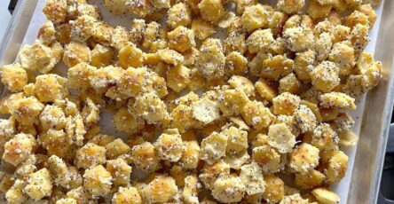 Seasoned Oyster Crackers