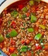 30-Minute Stuffed Pepper Soup