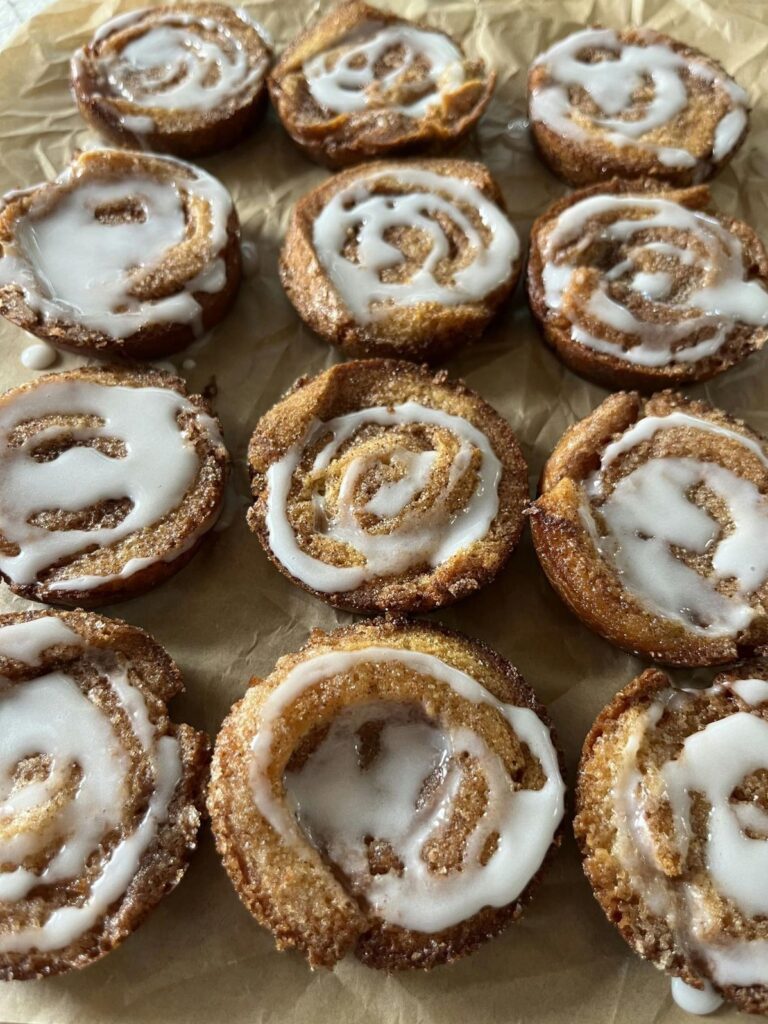 Bread Crust Cinnamon Rolls