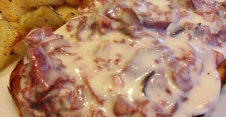 Creamed Chipped Beef on Toast